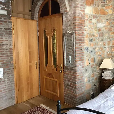 Lykos Mansion